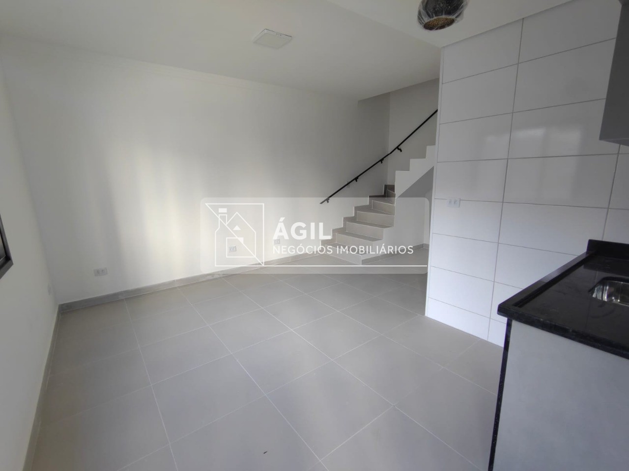 Alugo sobrado novo 2 dormitórios - jardim américa - jacareí 