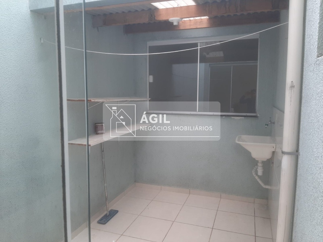 Alugo Casa Térrea 2 dormitórios - Pousada do Vale - Zona Leste SJC