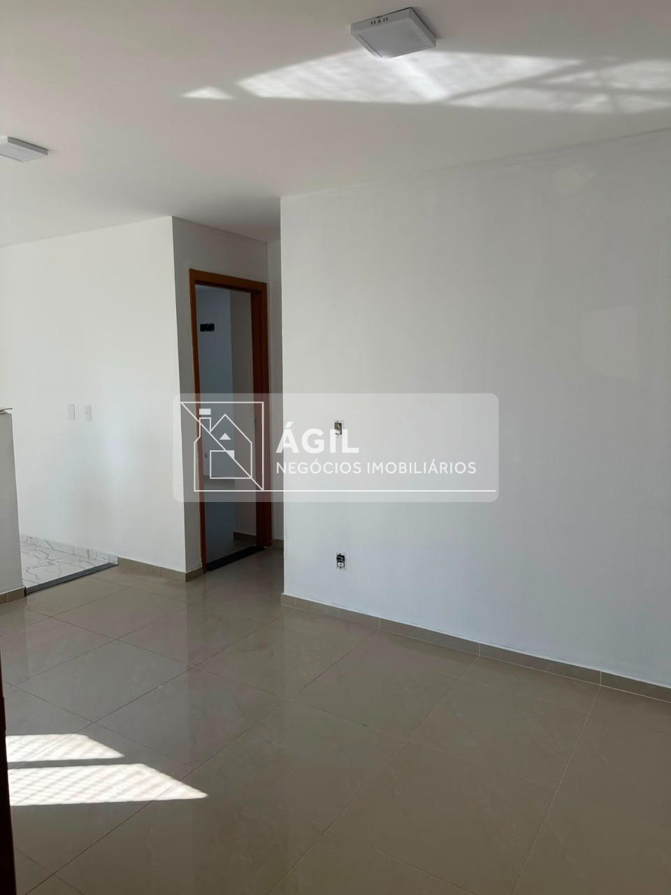Alugo Apartamento no Condomínio Parque Jacarandá - Jacareí - SP 42m²