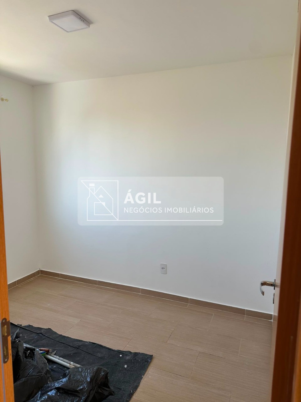 Alugo Apartamento no Condomínio Parque Jacarandá - Jacareí - SP 42m²
