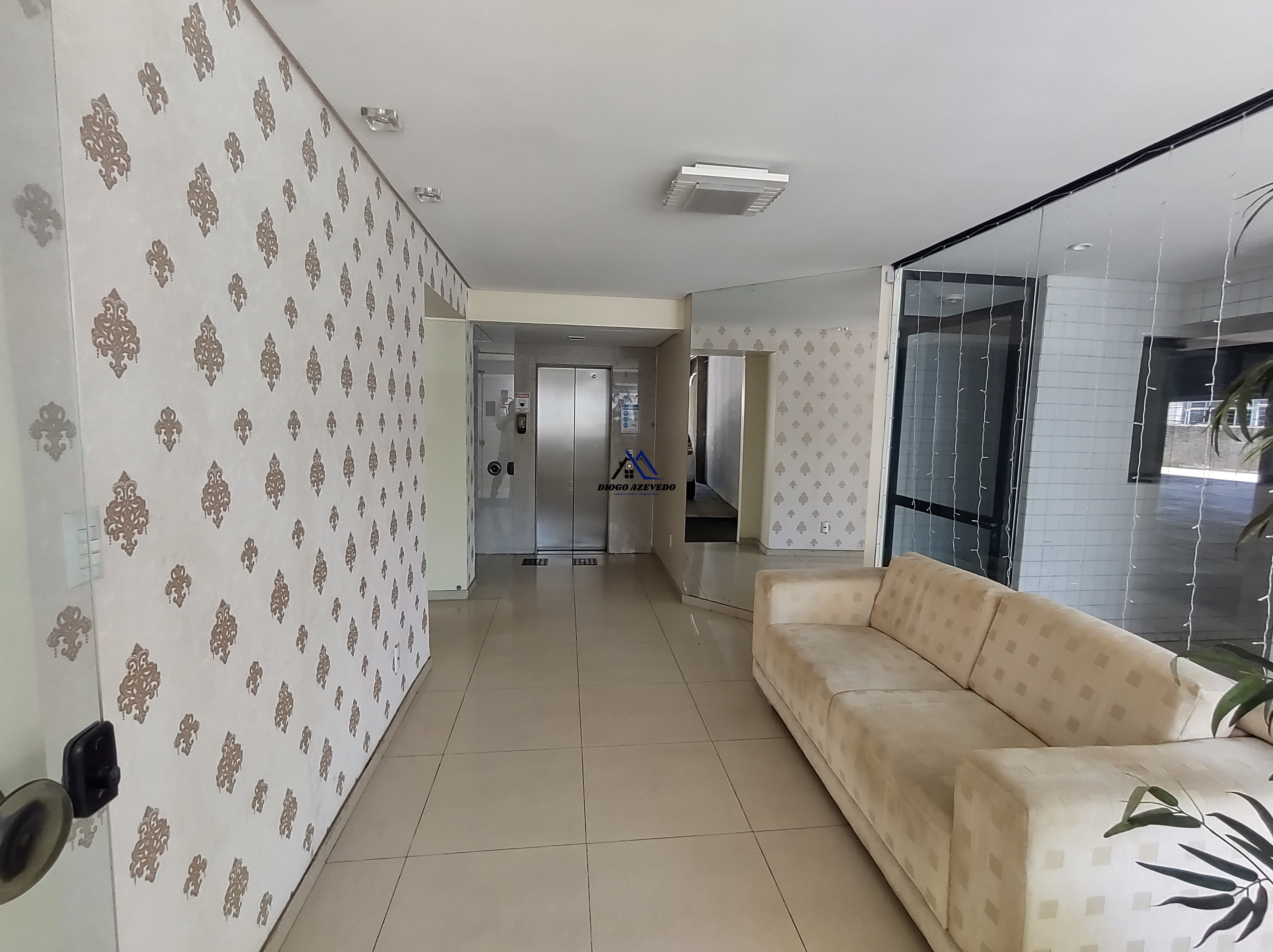 Apartamento com 2 Quartos para Venda, 44 m² por R$ 330.000,00