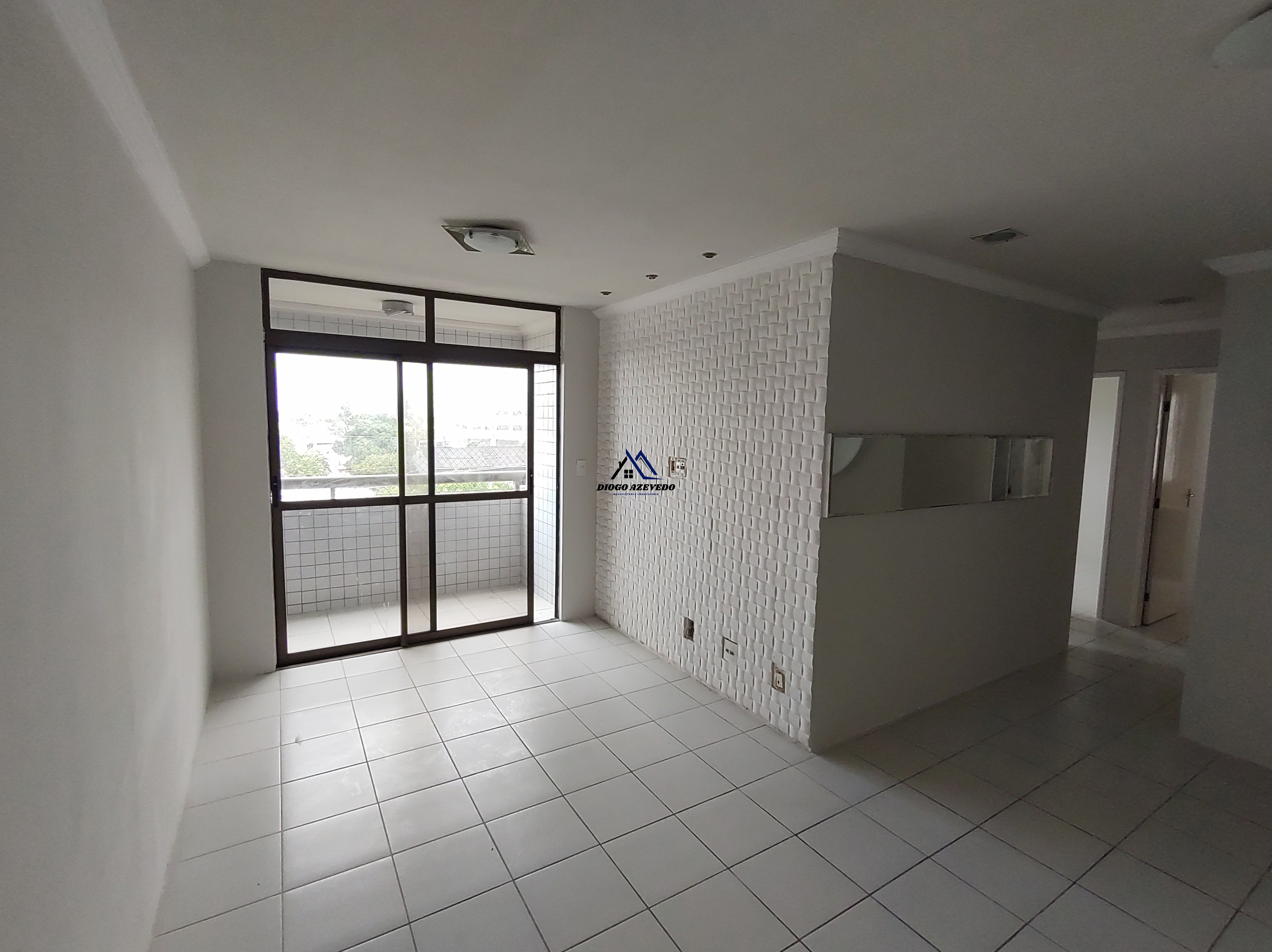 Apartamento à venda no Pina com três (03) quartos - Recife/PE