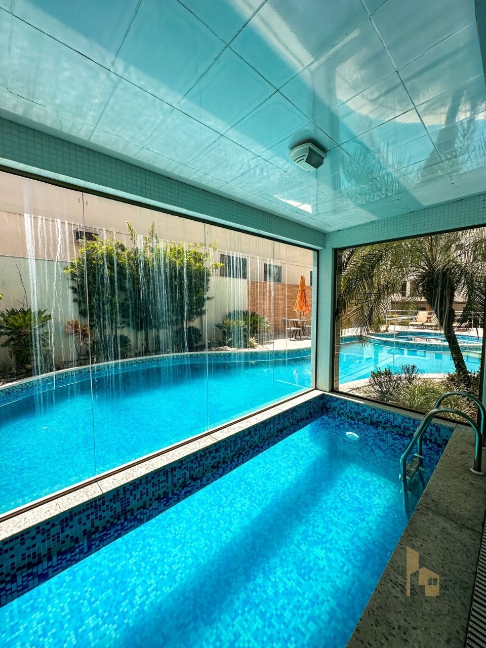 Apartamento Luxuoso na Quadra Do Mar na Praia Do Morro Com 4 Quartos, Sendo 2 Suites, Área De Lazer!