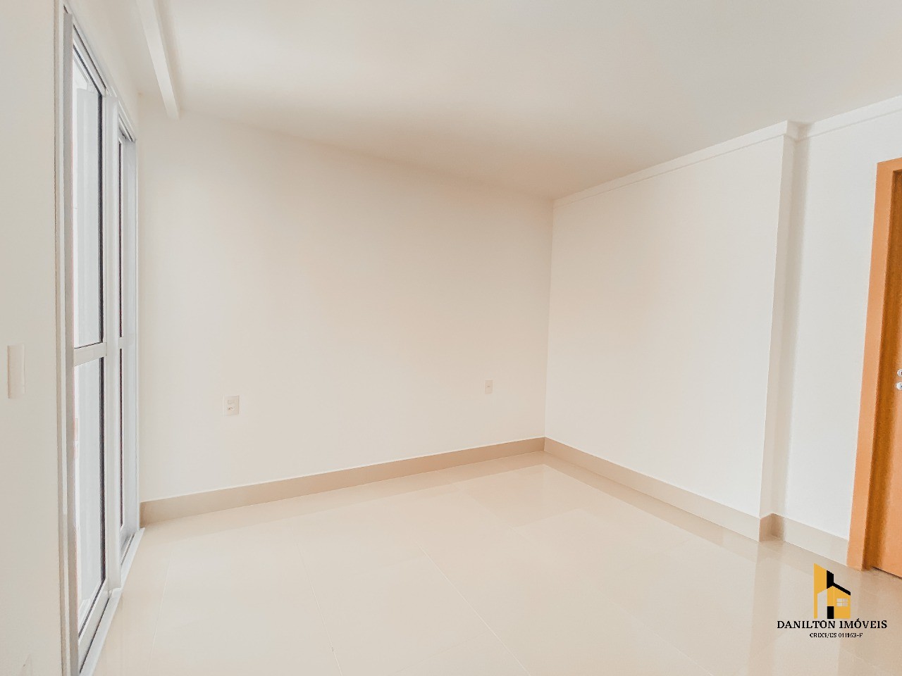 Apartamento com 123,47m², linda área externa que possui piscina com deck na Praia do morro