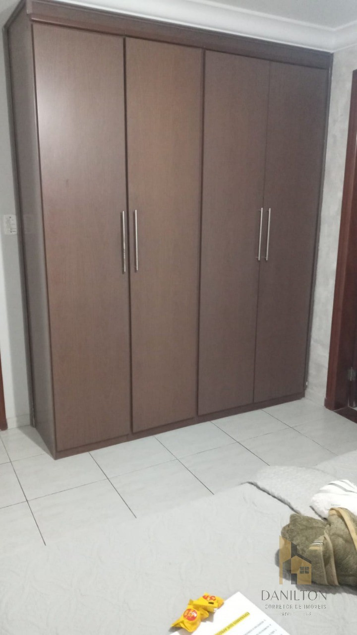 .Apartamento com 4 dormitórios sendo 4 Suítes à Venda na Praia do Morro.