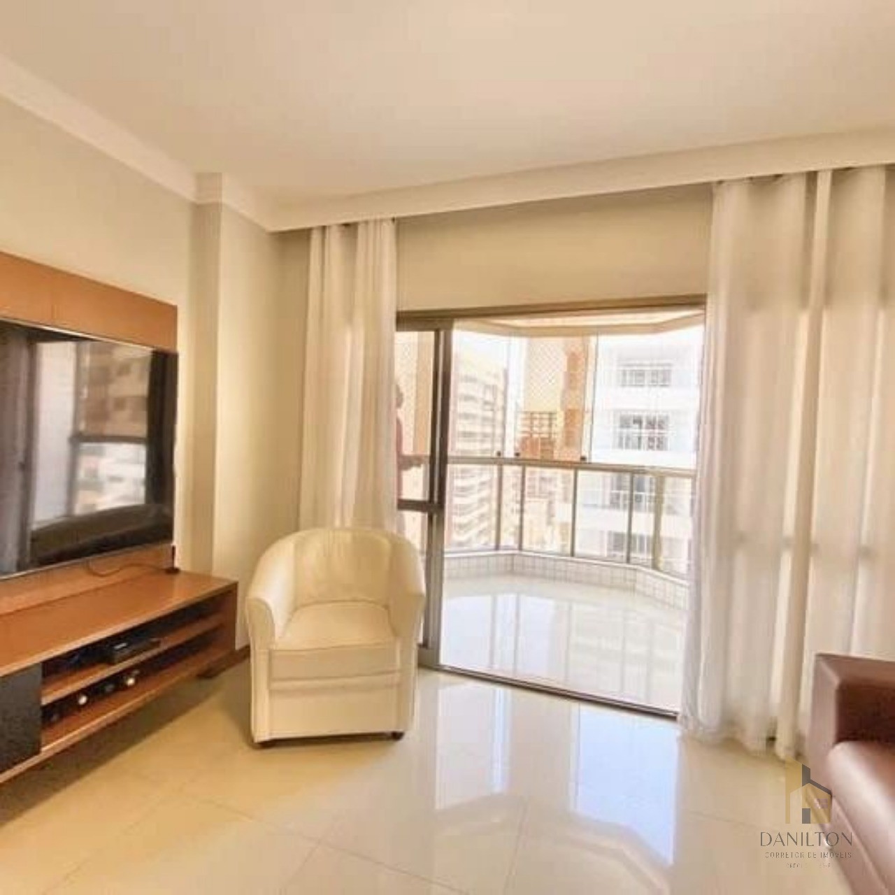 Apartamento a venda na praia do morro 3 Quartos sendo 2 Suites com vista para em GUARAPARI-ES