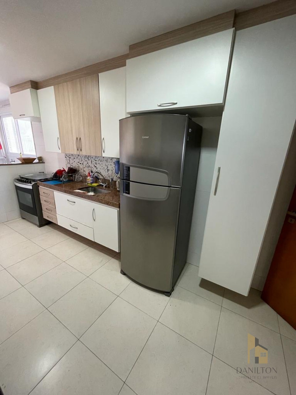 Apartamento de frente para o mar com 3 quartos sendo 2 suíte - foto 9