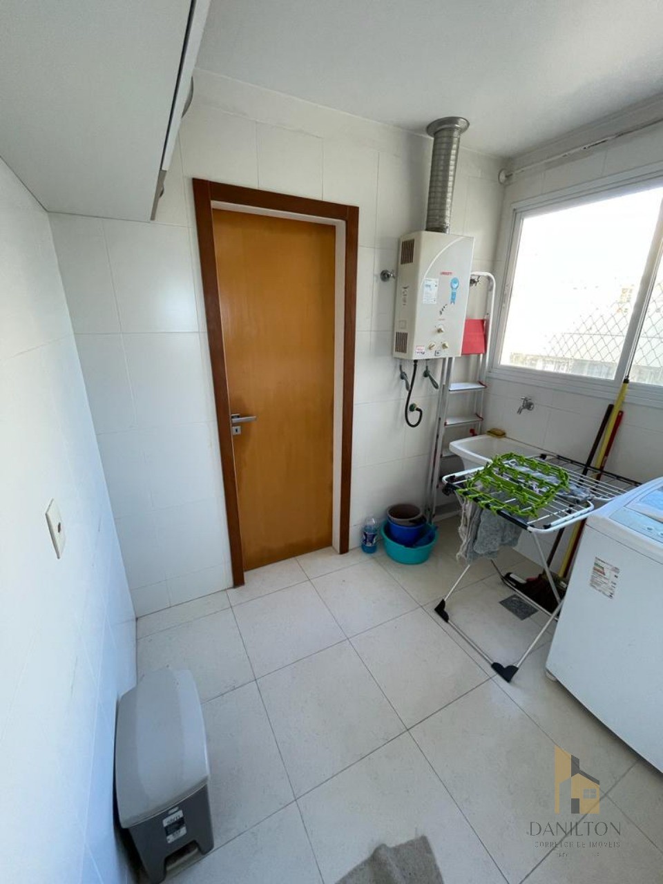 Apartamento de frente para o mar com 3 quartos sendo 2 suíte - foto 11