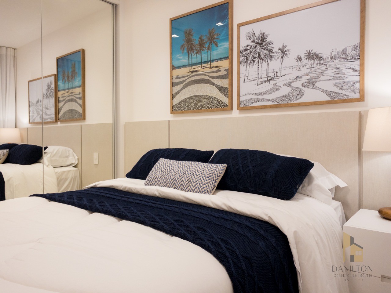 Apartamento a venda no centro de guarapari, 3 quartos, 02 vagas, área de lazer completa com vista para o mar com piscina, sauna, salão de festas mobil