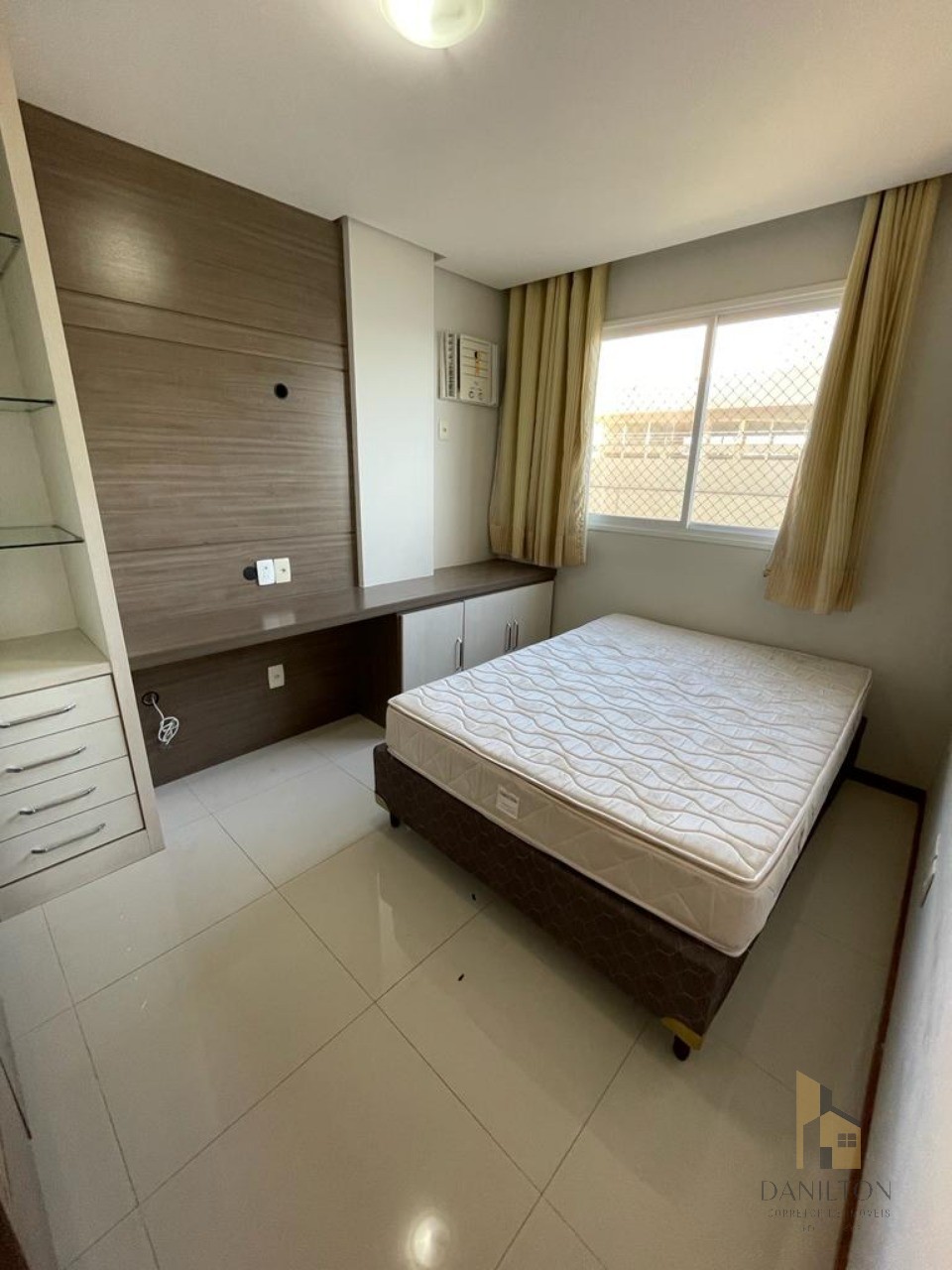 Apartamento de Frente para o Mar com 3 Quartos sendo 2 suítes 2 vagas de garagem A venda na Praia do Morro Guarapari-ES
