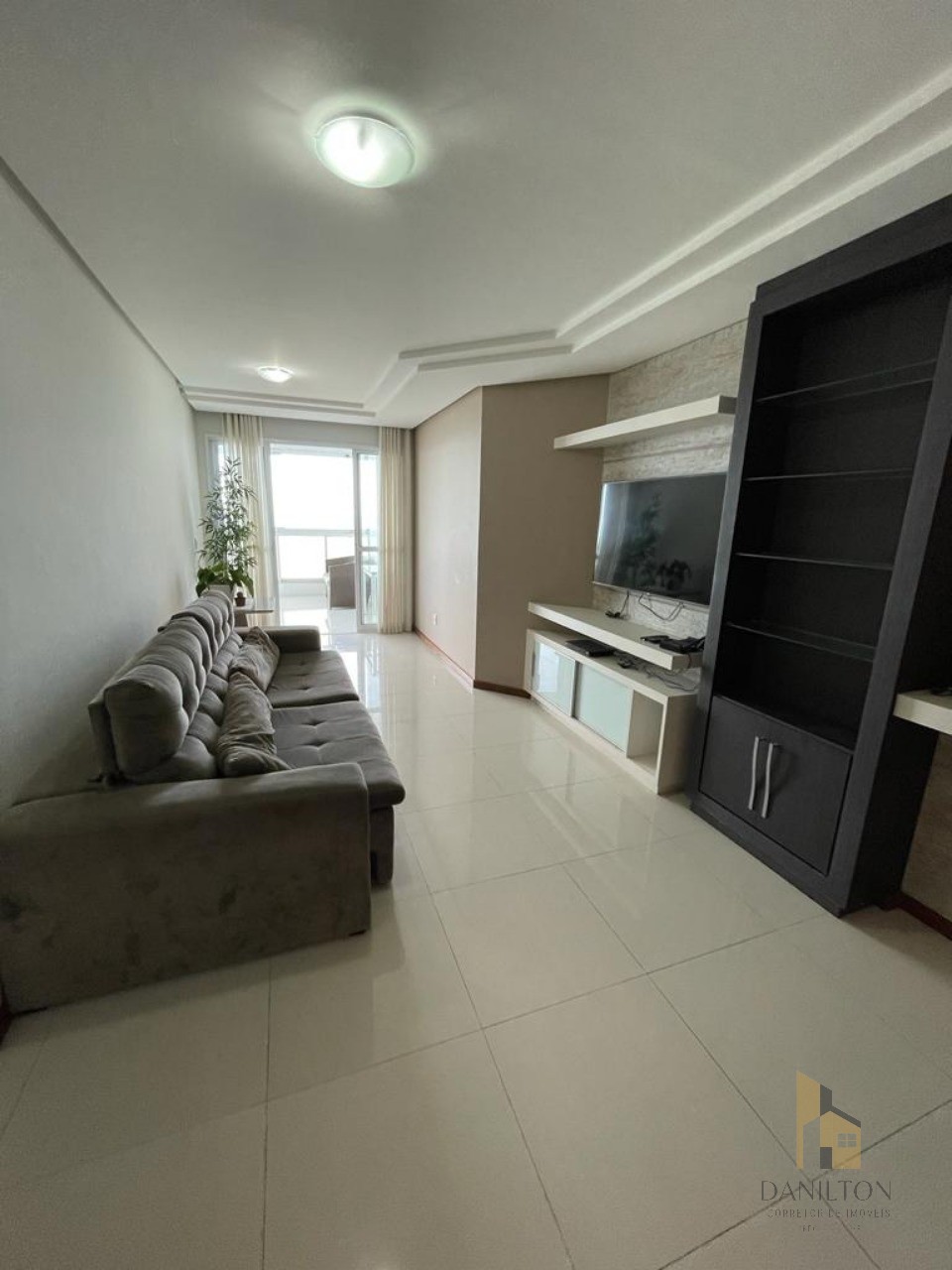 Apartamento de frente para o mar com 3 quartos sendo 2 suíte - foto 6