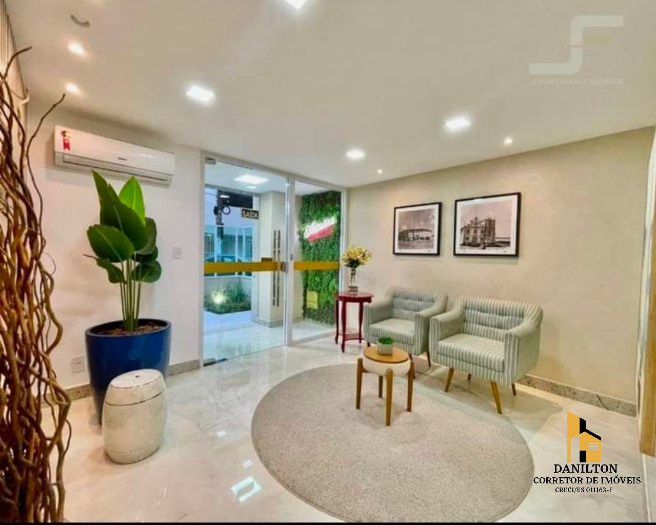 Apartamento com 2 quartos A venda no Centro de Guarapari, Área lazer completa financiamento direto com a construtora.