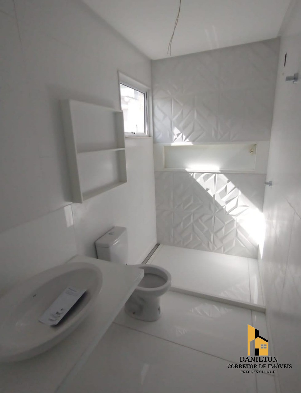 Casa com 3 Quartos A venda na praia do Morro em GUARAPARI-ES