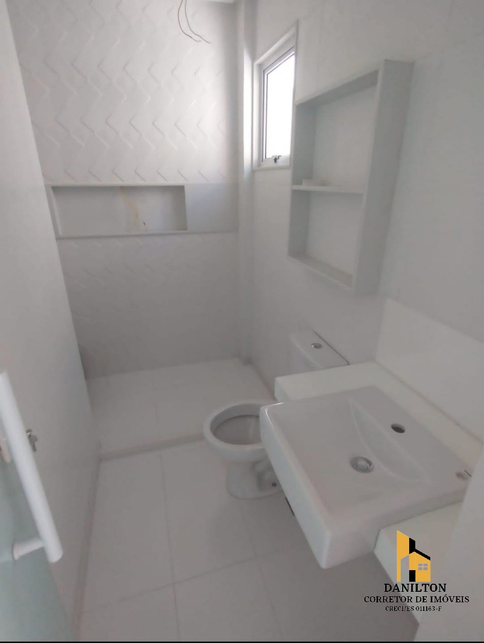 Casa com 3 Quartos A venda na praia do Morro em GUARAPARI-ES
