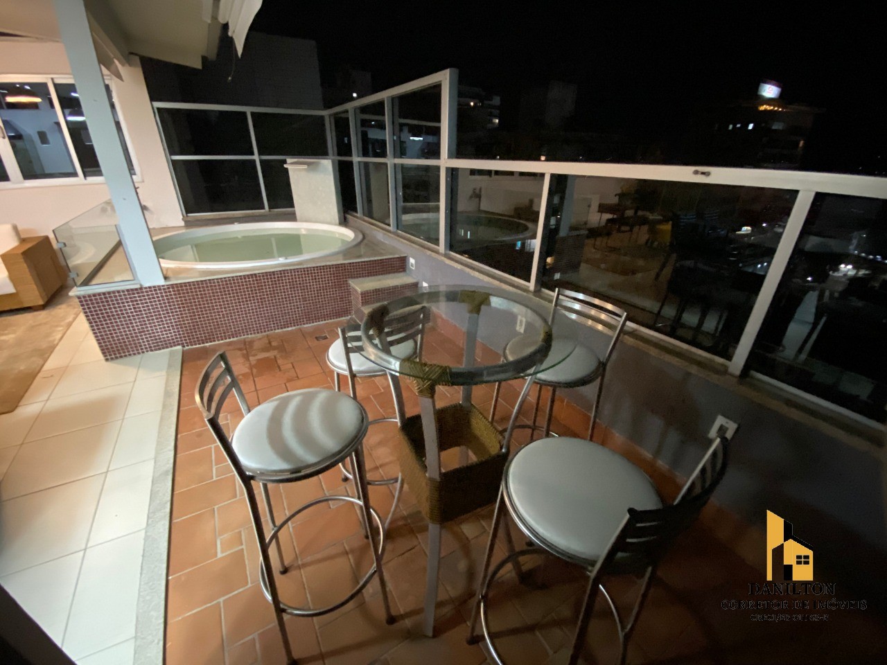 Cobertura duplex a venda no centro de guarapari-es