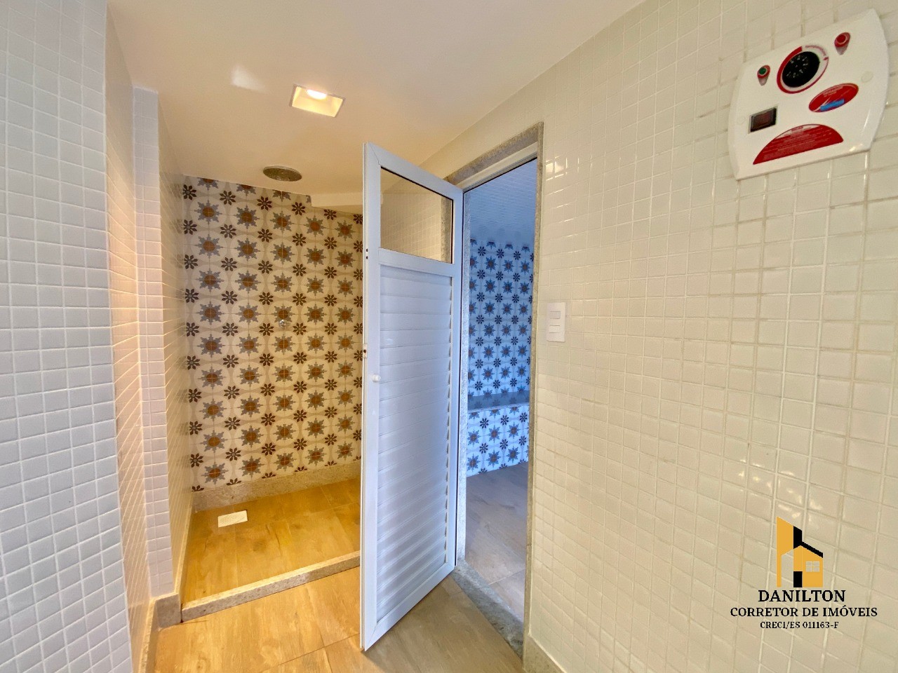 Apartamento com 03 quartos A venda na Praia do morro, Finamente mobiliado e decorado GUARAPARI-ES
