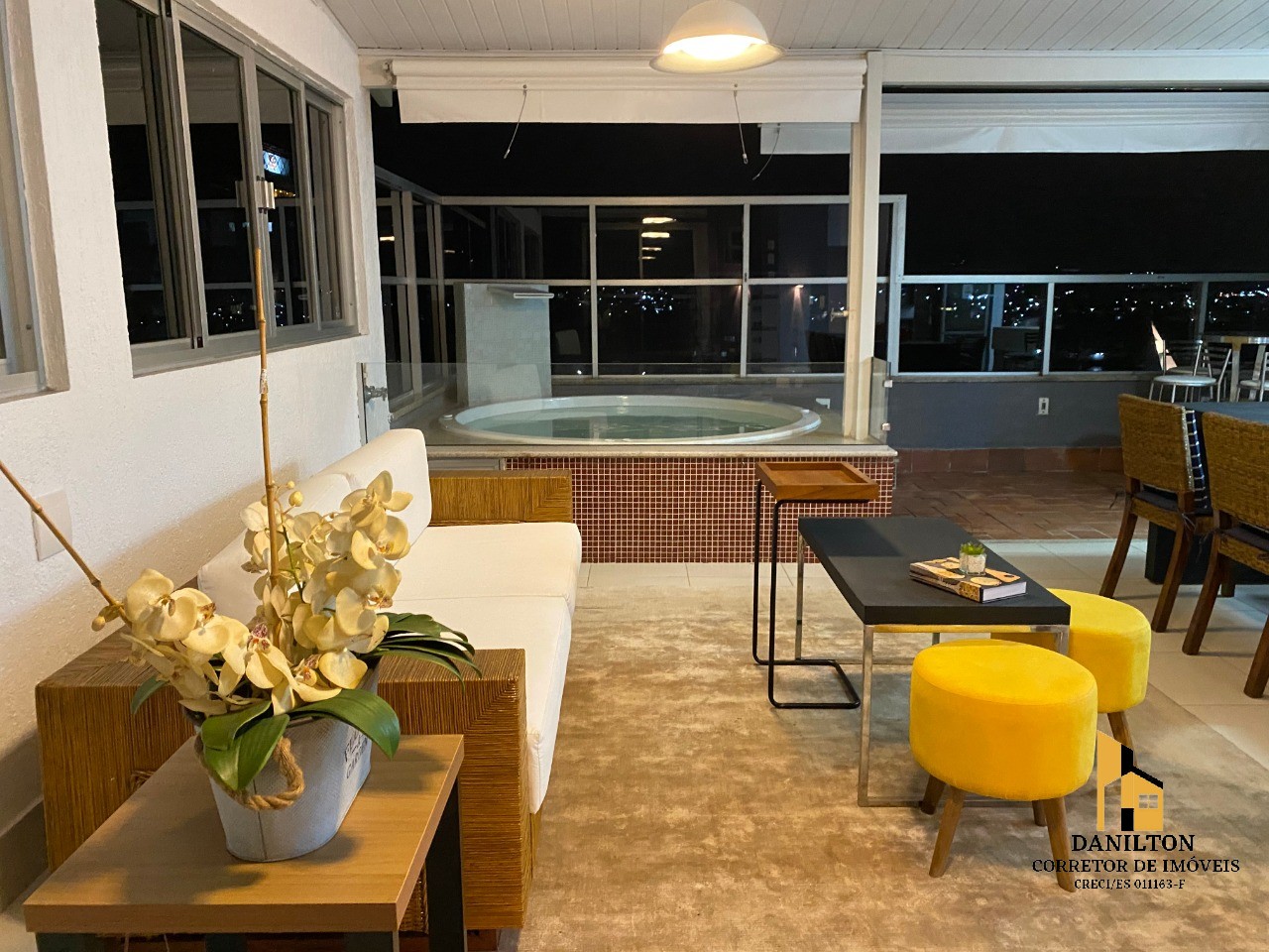 Cobertura duplex a venda no centro de guarapari-es