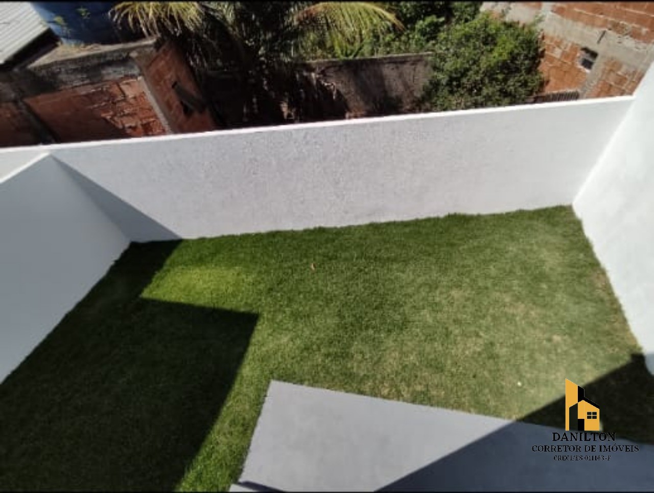 Casa linear com de 2 quartos a venda no bairro de fátima gua