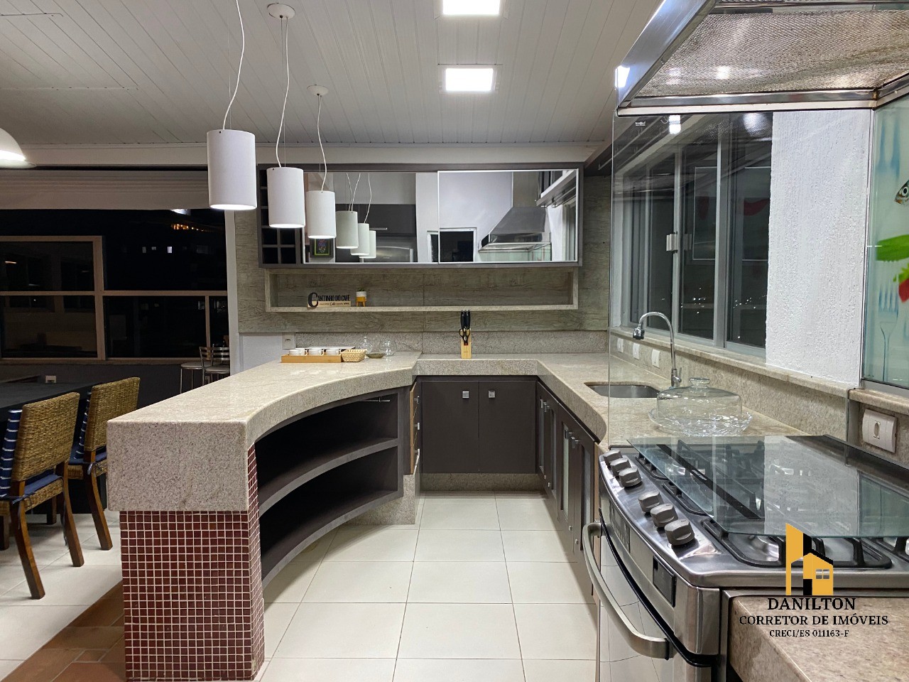 Cobertura duplex a venda no centro de guarapari-es