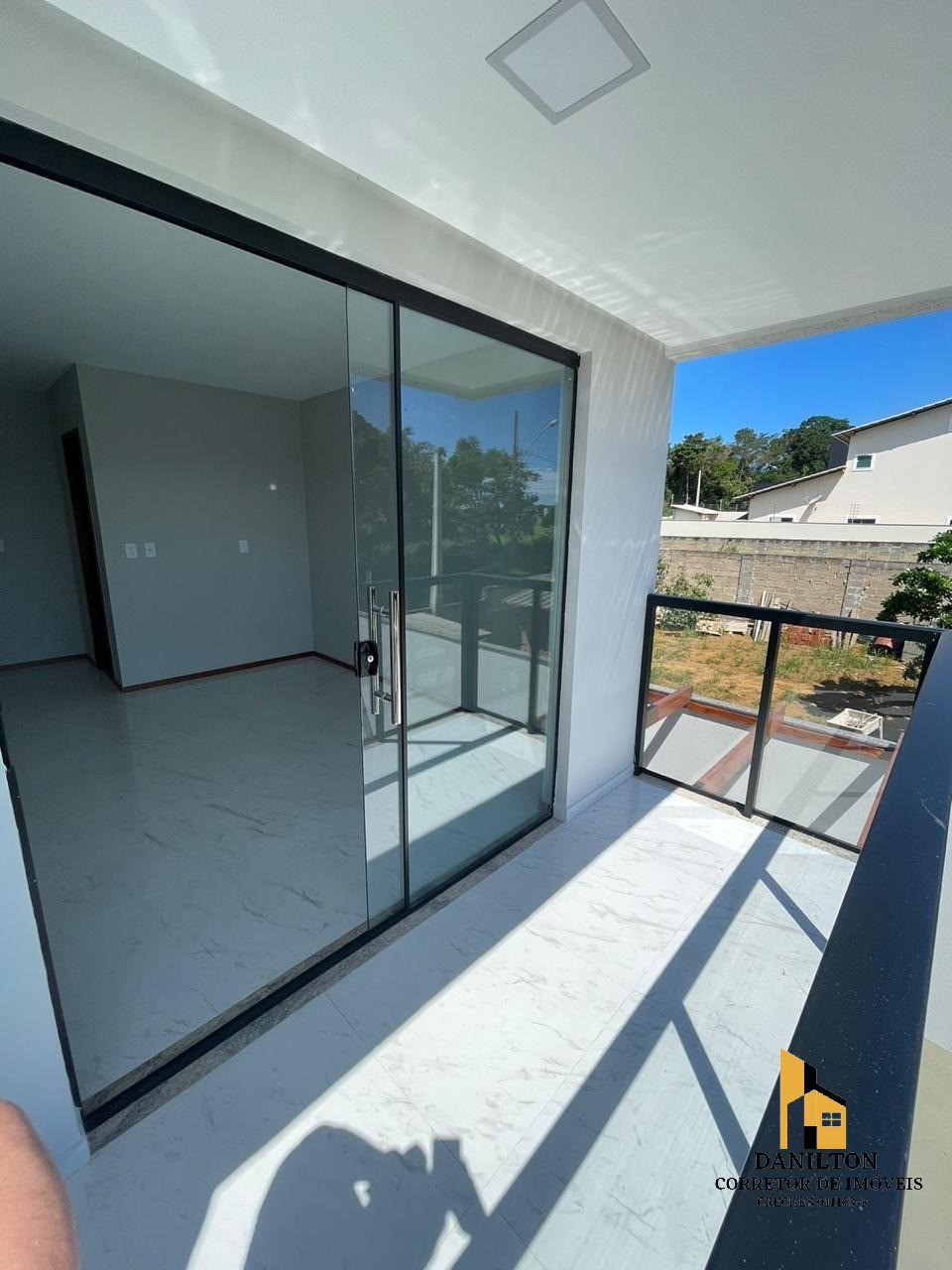 Casa com 3 Quartos A venda no Bairro Jardim Boa Vista, GUARAPARI-ES