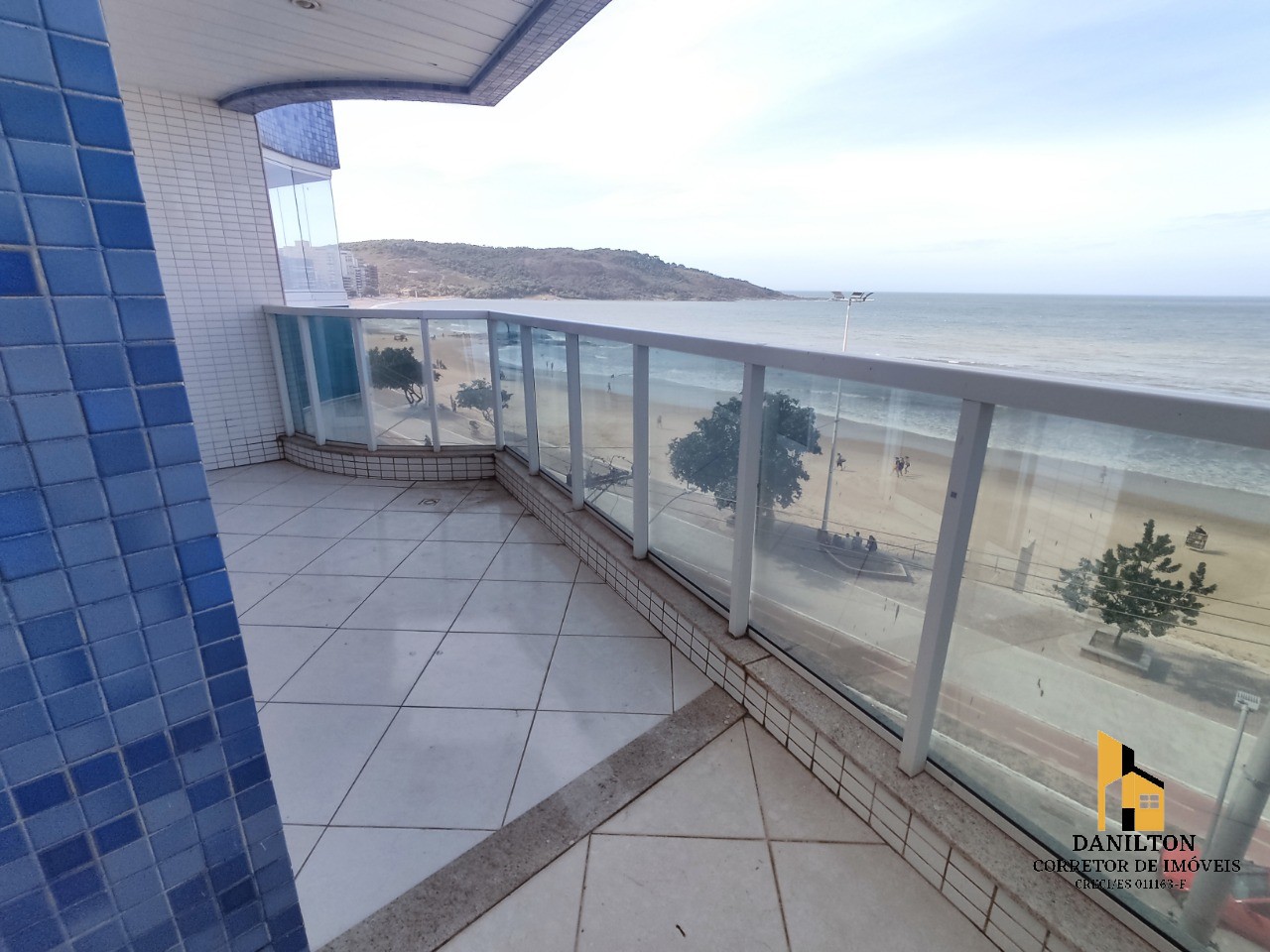 Apartamento Com 3 Quartos Frente para o Mar à Venda na Praia Do Morro - Guarapari/es