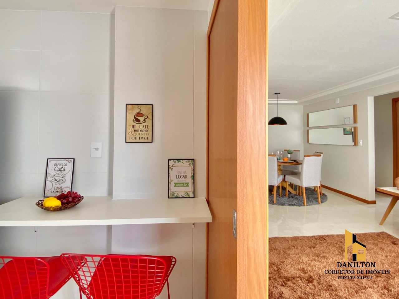 Apartamento com 03 quartos A venda na Praia do morro, Finamente mobiliado e decorado GUARAPARI-ES