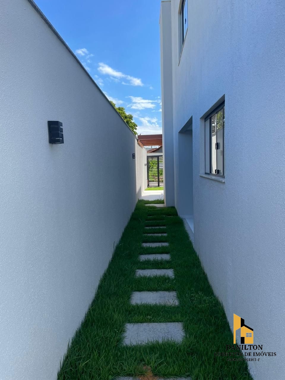 Casa com 3 Quartos A venda no Bairro Jardim Boa Vista, GUARAPARI-ES