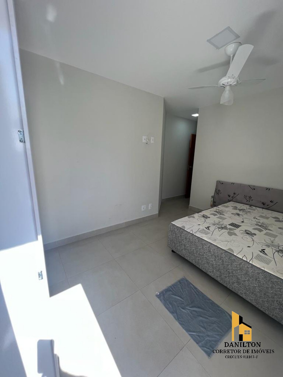 Apartamento com 2 quartos sendo uma suite área lateral a ven