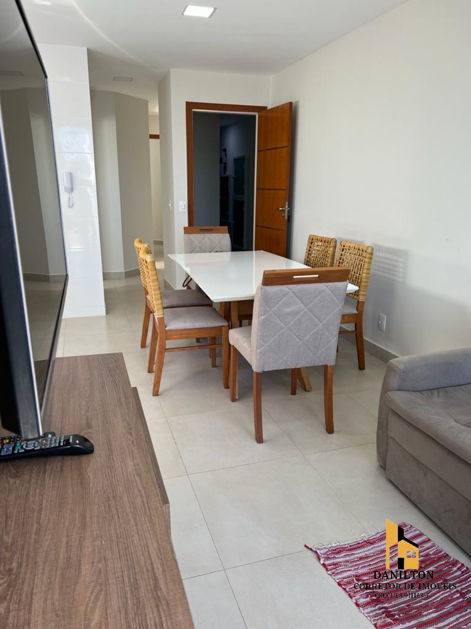 Apartamento com 2 quartos sendo uma suite área lateral a ven