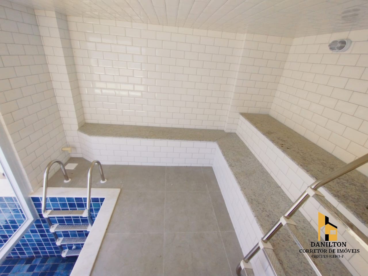 Apartamento com 3 Quartos A venda na praia do Morro Pagamento Facilitado GUARAPARI-ES