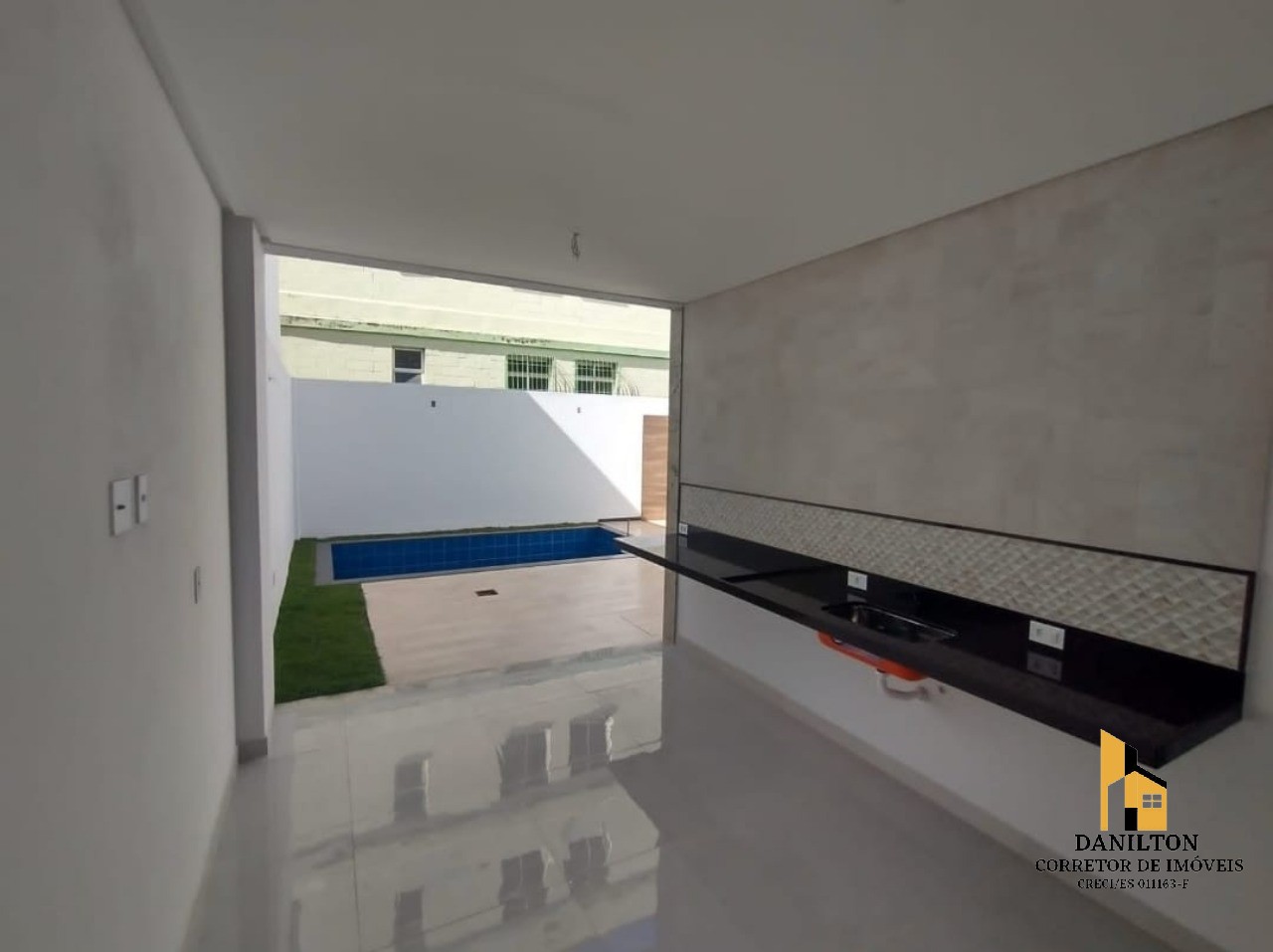 Casa com 3 Quartos A venda na praia do Morro em GUARAPARI-ES