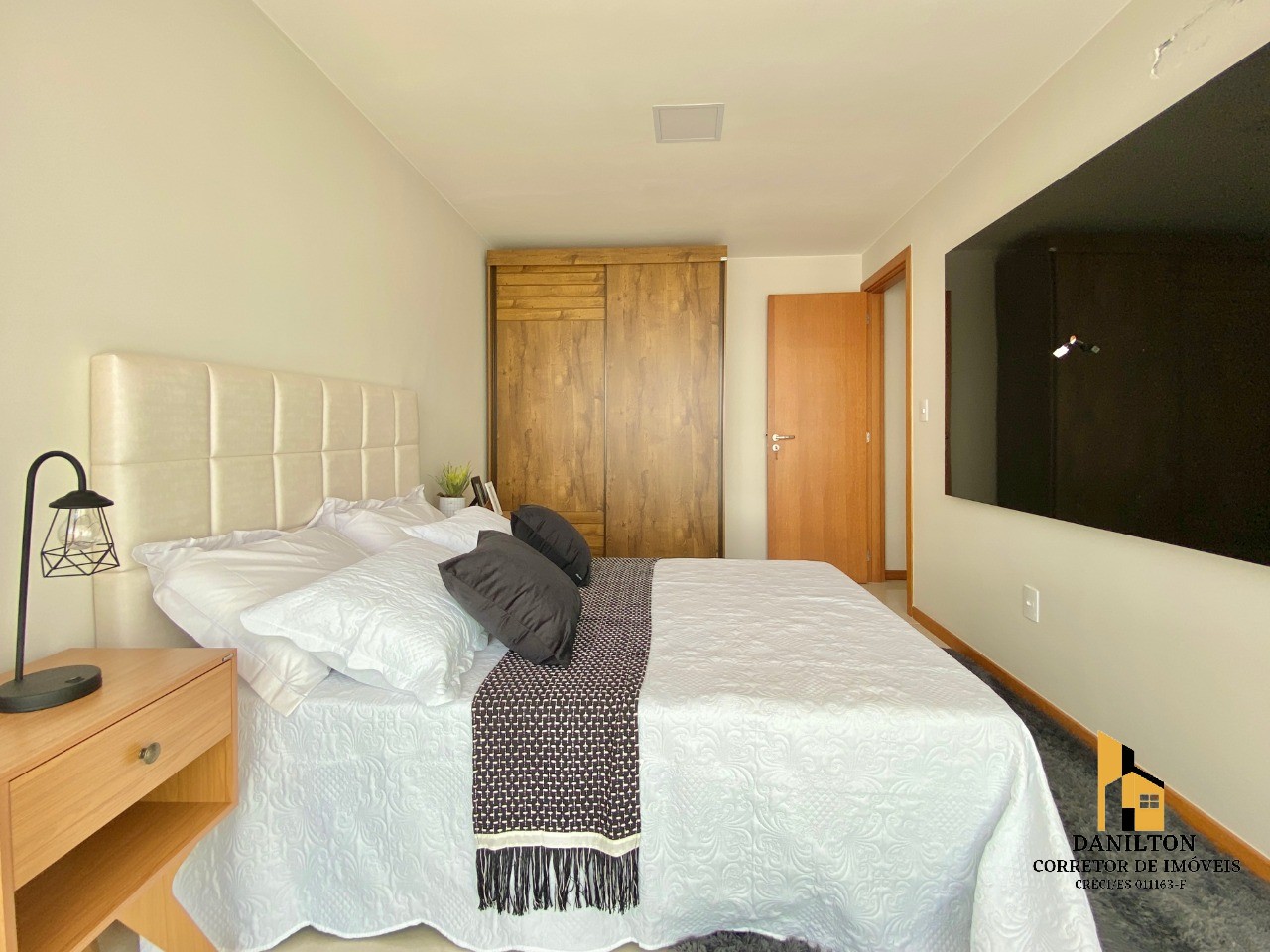 Apartamento com 03 quartos A venda na Praia do morro, Finamente mobiliado e decorado GUARAPARI-ES