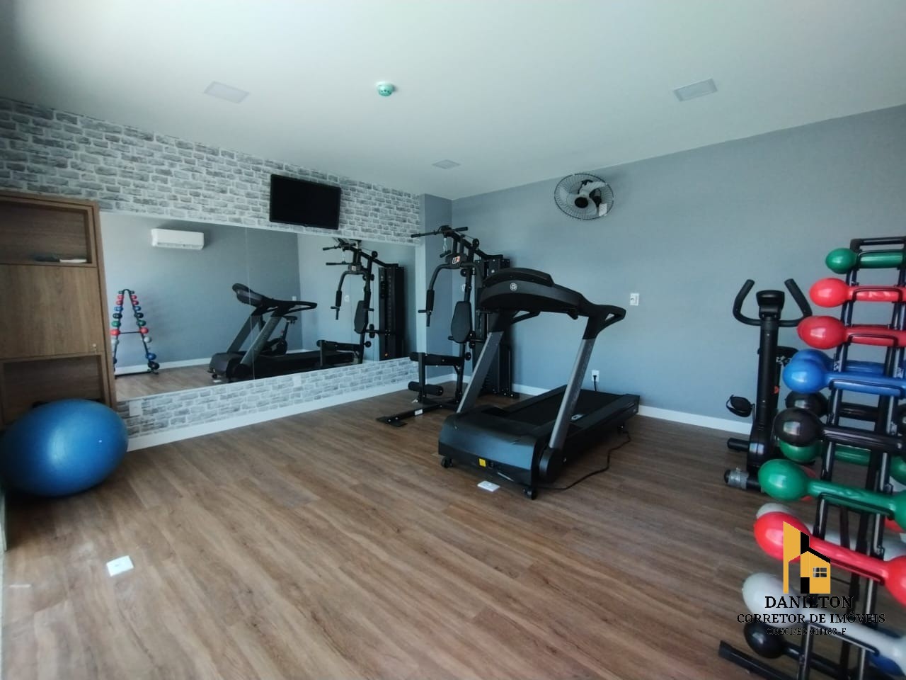 Apartamento com 3 Quartos A venda na praia do Morro Pagamento Facilitado GUARAPARI-ES