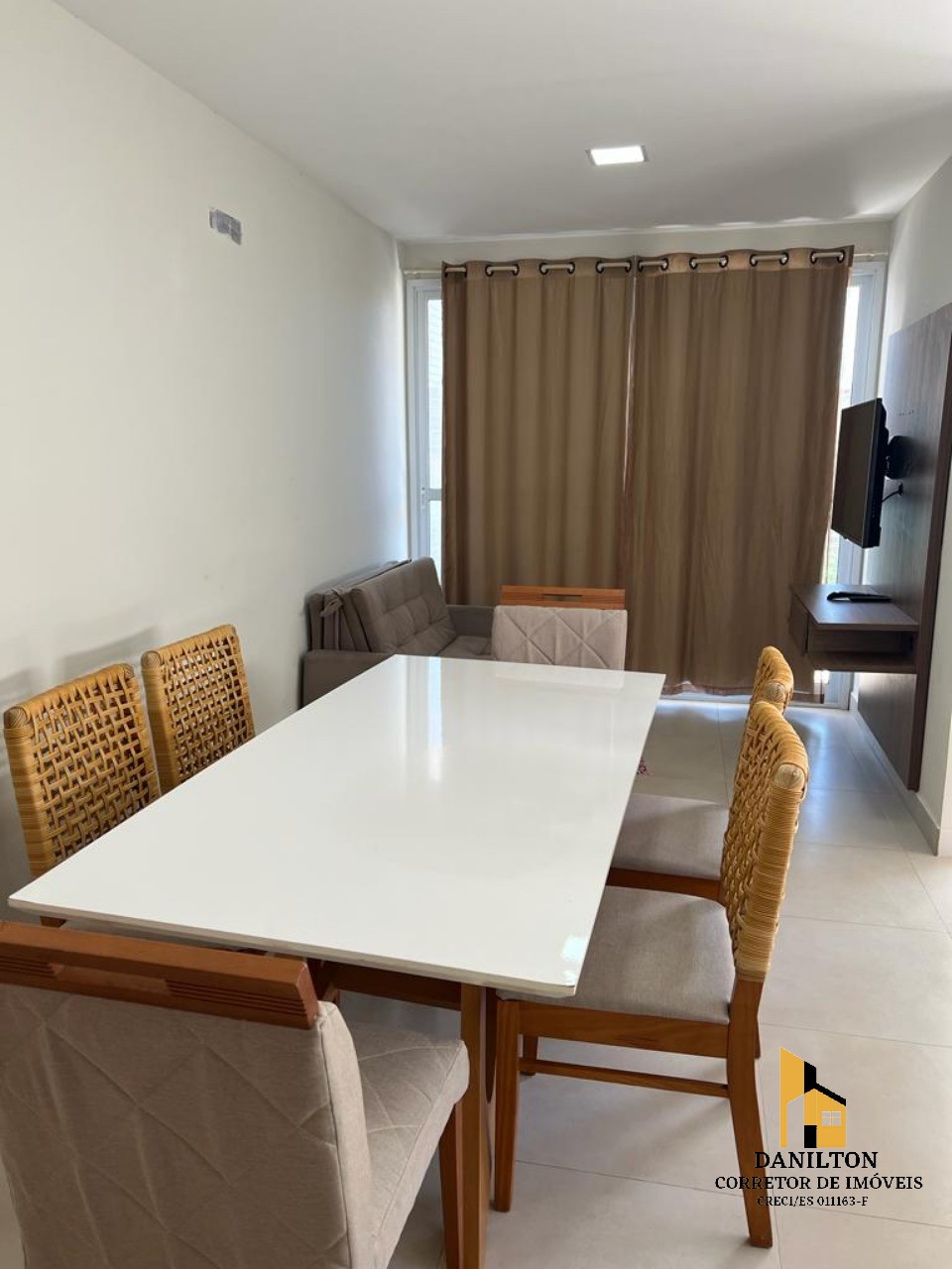 Apartamento com 2 quartos sendo uma suite área lateral a ven