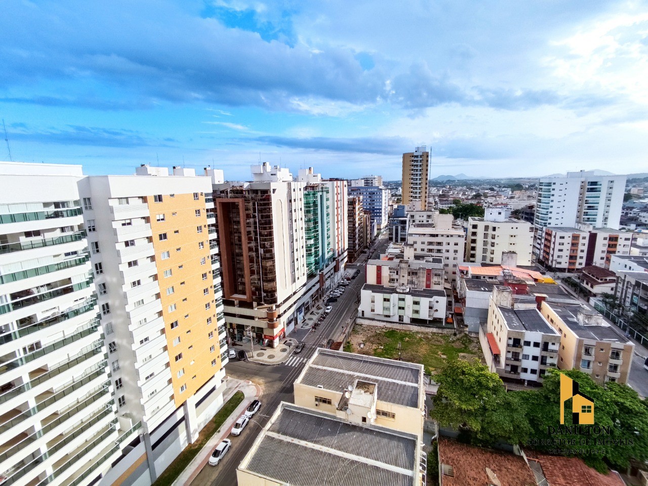 Apartamento com 3 Quartos A venda na praia do Morro Pagamento Facilitado GUARAPARI-ES