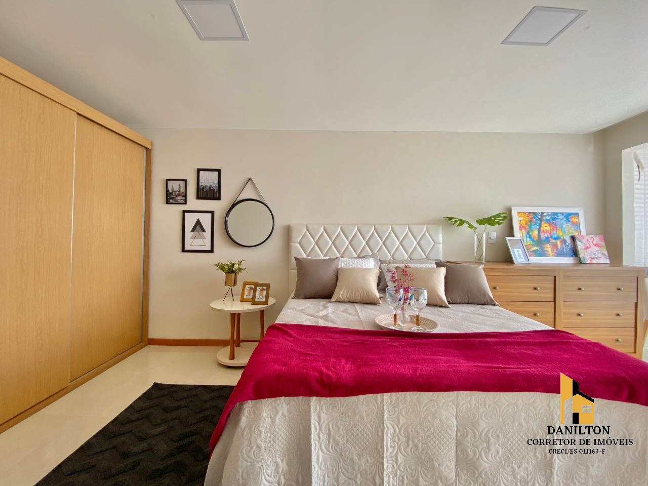 Apartamento com 03 quartos A venda na Praia do morro, Finamente mobiliado e decorado GUARAPARI-ES