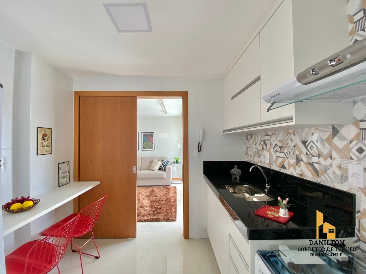 Apartamento com 03 quartos A venda na Praia do morro, Finamente mobiliado e decorado GUARAPARI-ES