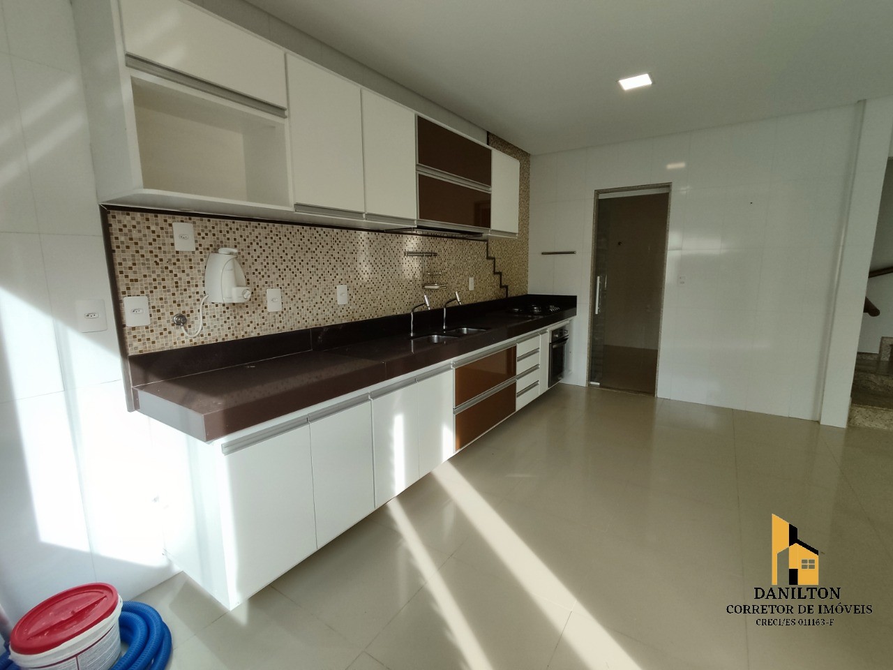 Casa a venda no bairro itapebussu com 3 quartos guarapari-es