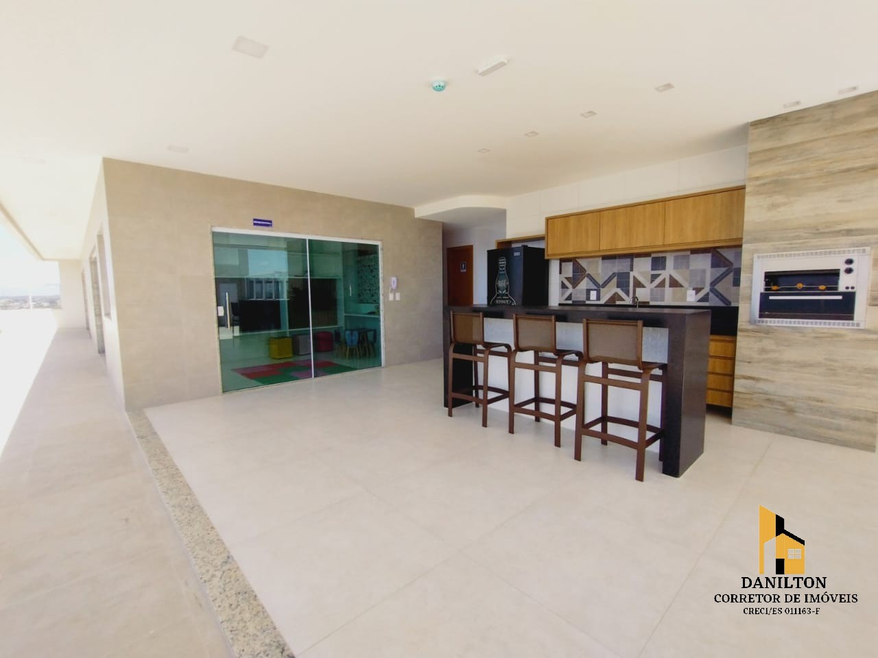 Apartamento com 3 Quartos A venda na praia do Morro Pagamento Facilitado GUARAPARI-ES