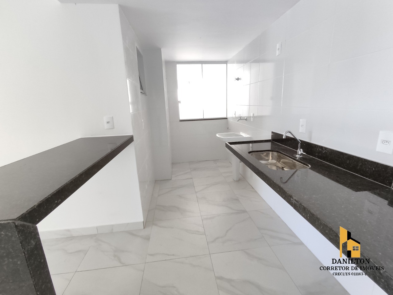Apartamento com 3 Quartos e vista para o Mar A venda na Praia do Morro em GUARAPARI-ES