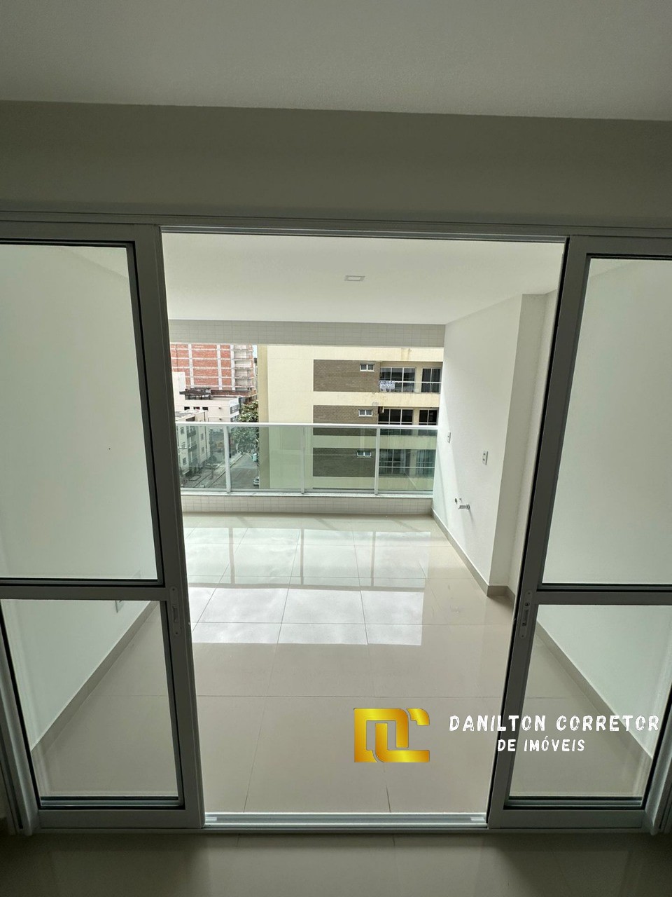 Apartamento com 3 Quartos, Área de lazer A venda na Orla da beira Mar PRAIA DO MORRO GUARAPARI-ES