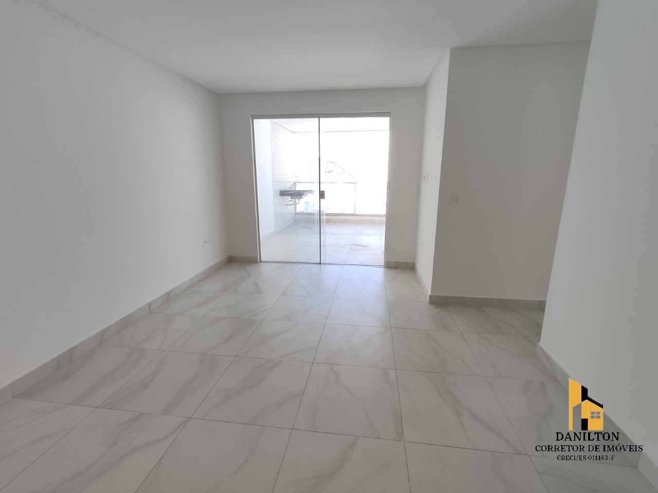 Apartamento com 3 Quartos e vista para o Mar A venda na Praia do Morro em GUARAPARI-ES
