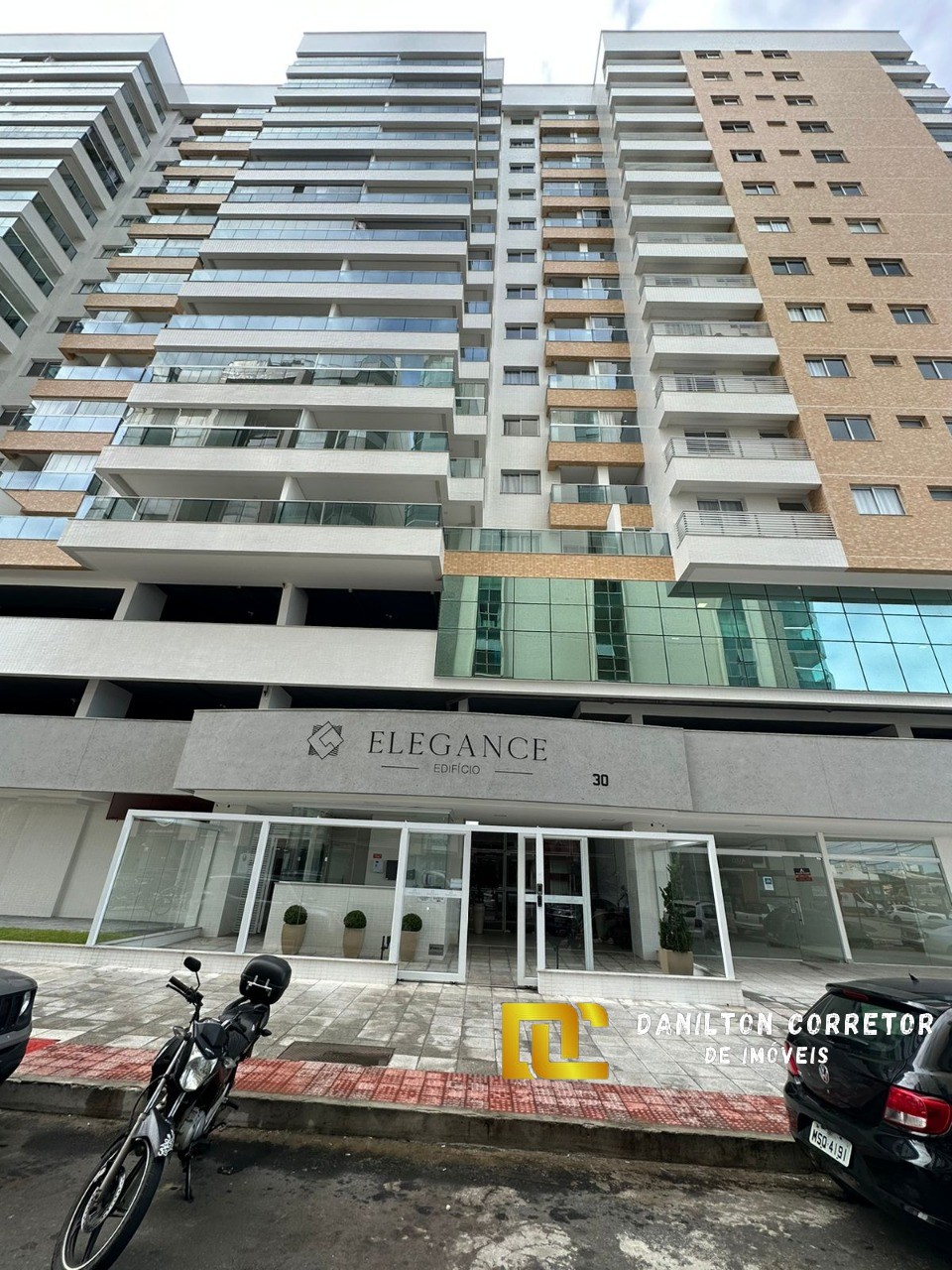 Apartamento com 3 Quartos, Área de lazer A venda na Orla da beira Mar PRAIA DO MORRO GUARAPARI-ES