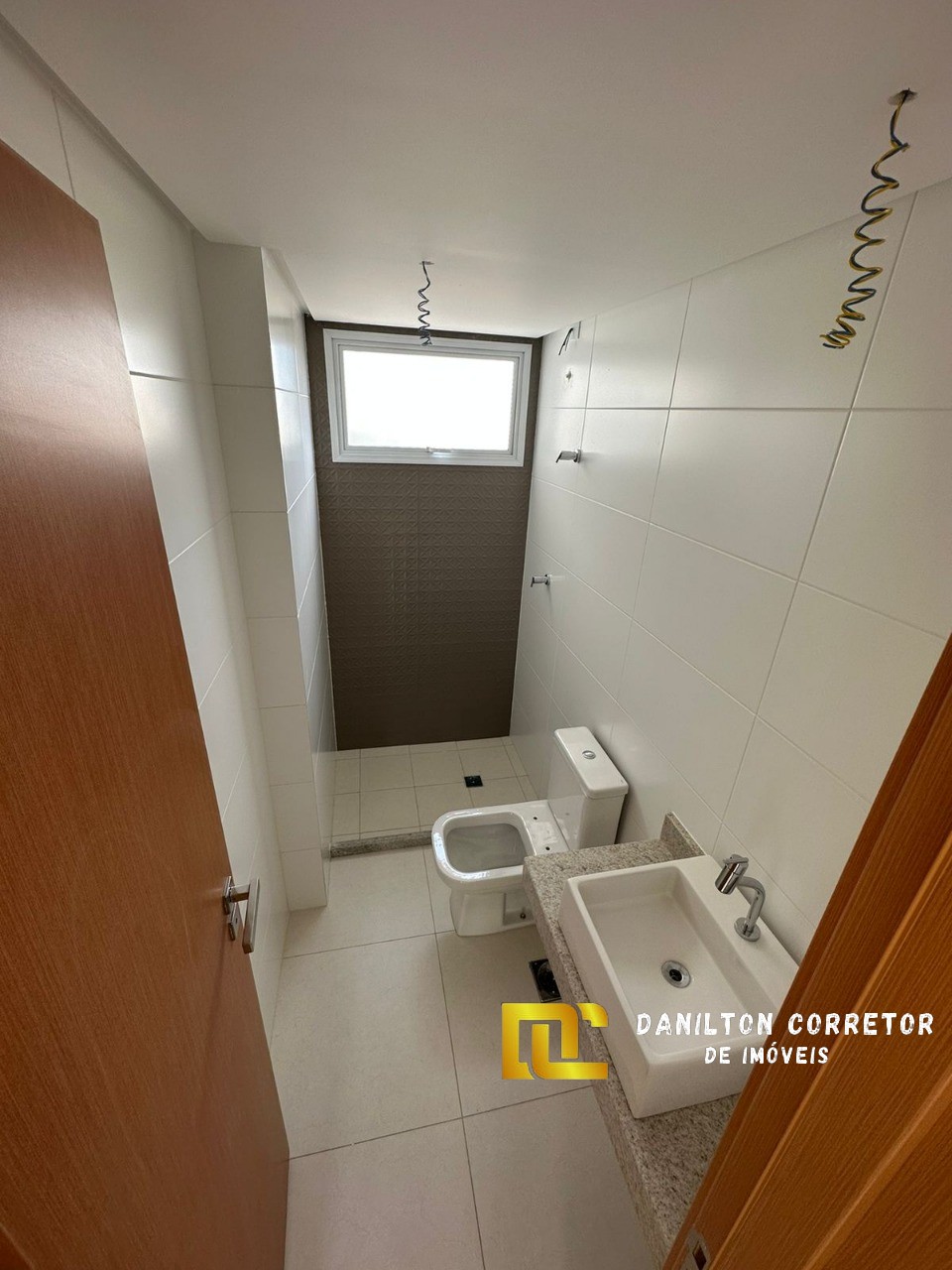 Apartamento com 3 Quartos, Área de lazer A venda na Orla da beira Mar PRAIA DO MORRO GUARAPARI-ES