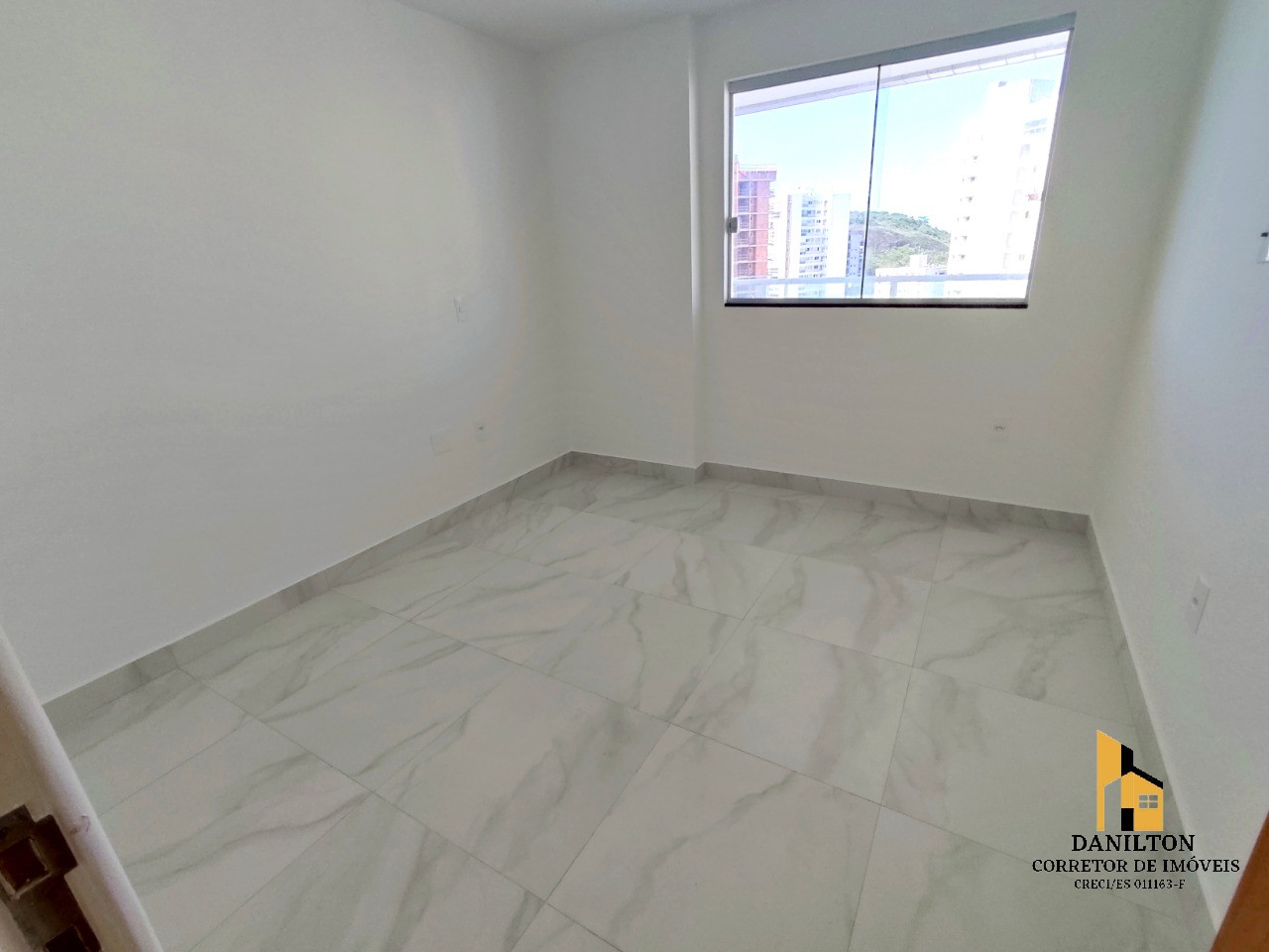 Apartamento com 3 Quartos e vista para o Mar A venda na Praia do Morro em GUARAPARI-ES