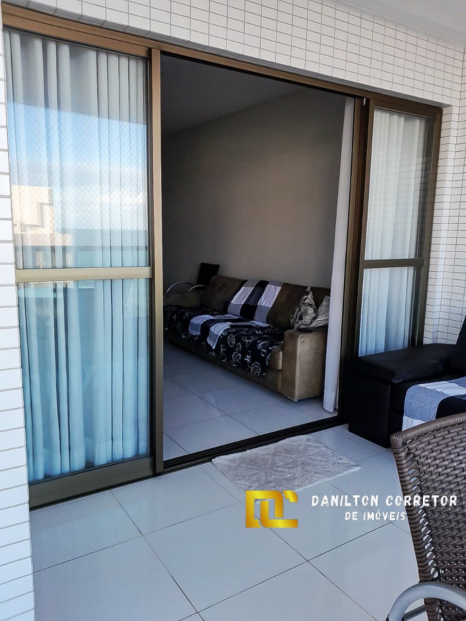 Apartamento com 03 quartos na PRAIA DO MORRO com VISTA MAR GUAPARI-ES