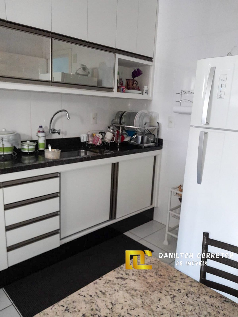 Apartamento com 03 quartos na PRAIA DO MORRO com VISTA MAR GUAPARI-ES