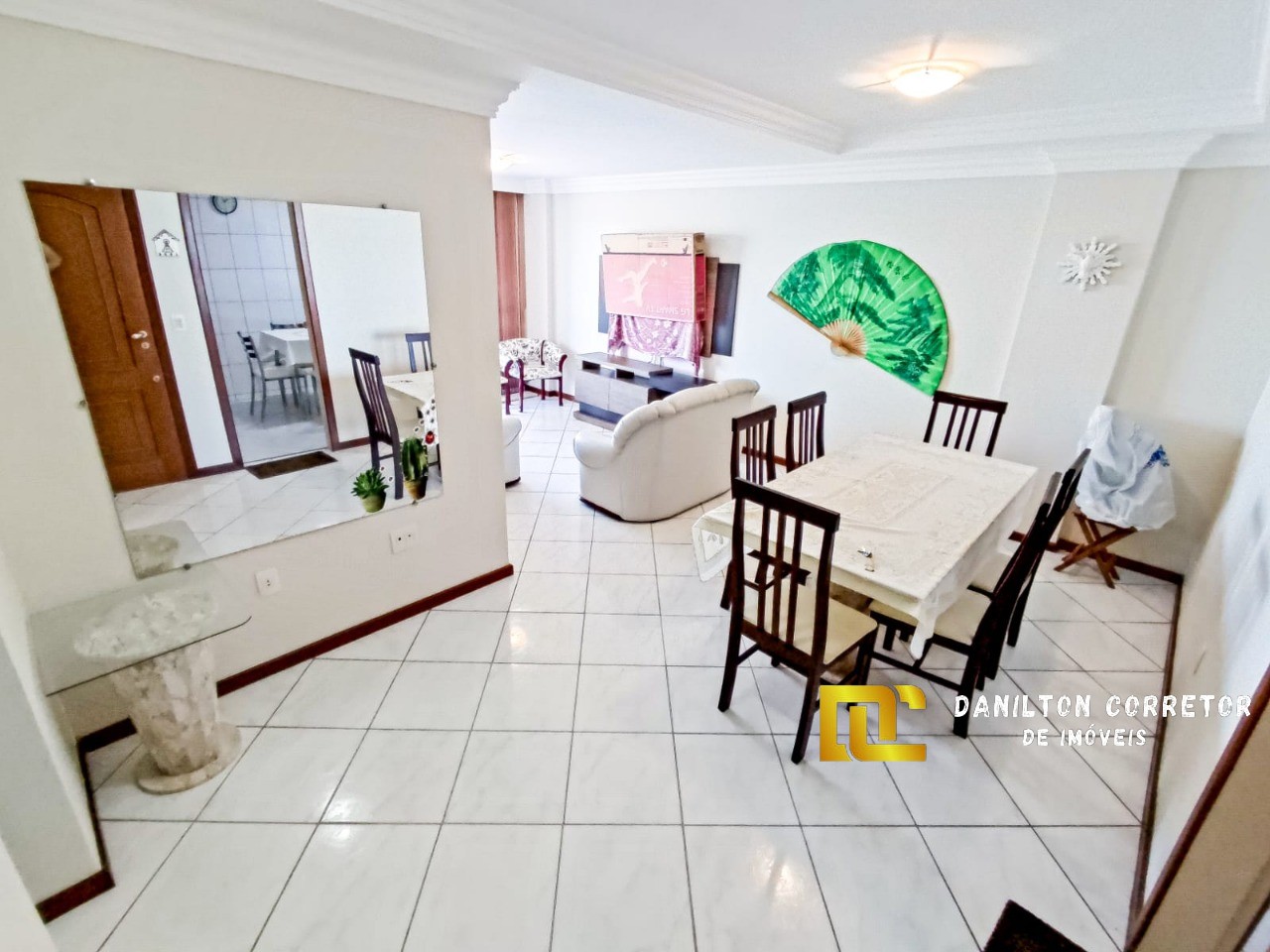 Apartamento Frente mar na Praia do morro com 3 quartos por apenas R$: 800 mil