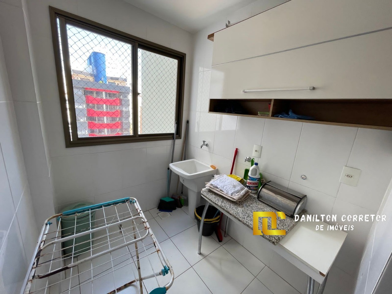 Apartamento com 03 quartos A venda na Praia do Morro localização privilegiada GUARAPARI-ES