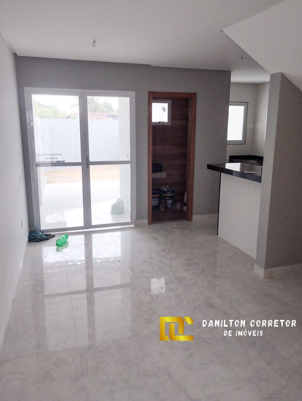 Casa com 3 quartos a venda em santa monica próximo de ponto 